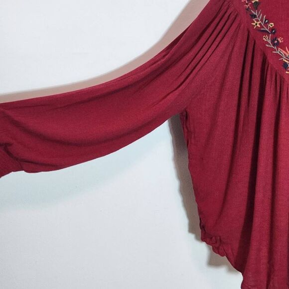 Chic Soul Burgundy Embroidered Boho Blouse NWOT Size 1X Oxblood Embroidered Top - Picture 4 of 8